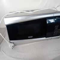 forno microonde De'Longhi