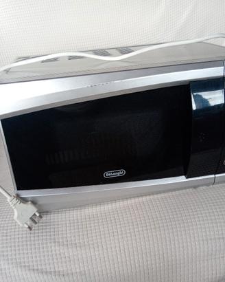 forno microonde De'Longhi