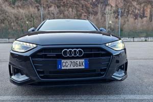 AUDI A4 AVANT 2021