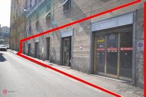 Grande Locale Commerciale Carrabile Box