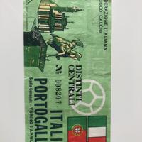 Calcio Biglietto RARO Italia Portogallo 1976