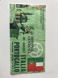 Calcio Biglietto RARO Italia Portogallo 1976