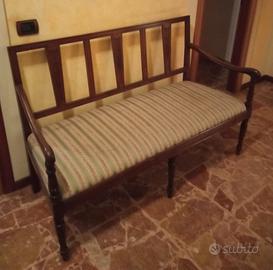 Salottino antico in legno stile  Neorinascimento