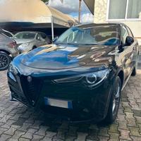 Alfa stelvio 2.2d q4 blakedition taglandi_permutee