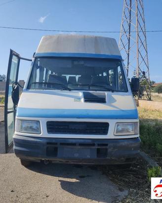 IVECO DAILY 2 AUTOBUS A 40-10 103CV -Ricambi