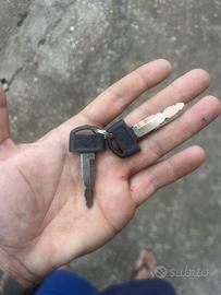 Blocchetto chiavi Honda Zx dio  3 fori  non origin