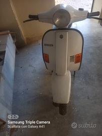 vespa Pk50  bianca vista e piaciuta