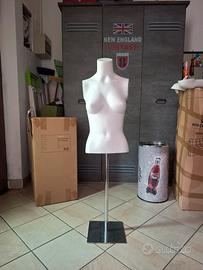 Manichino busto con asta