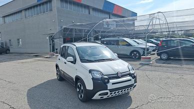 Fiat Panda PANDINA 1.0 FireFly S&S Hybrid