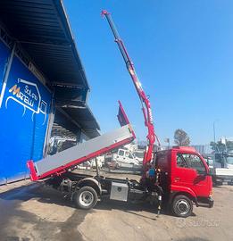 NISSAN 35 CON GRU E RIBALTABILE