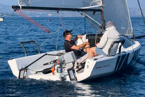 BENETEAU “FIRST 18 SE”