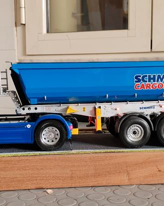 Modellino camion Scania r620