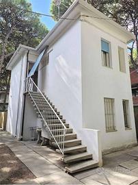 Villa di 57 m² con 5 locali e posto auto a Comacch