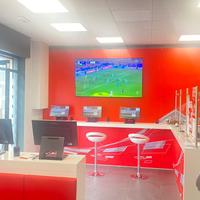 Arredamento completo  x sala scommesse