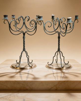 
🏛️ Splendido Candelabro in Metallo Torto – Primi