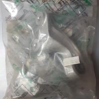 Cagiva T4 coppia supporti pedane