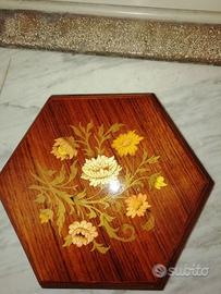 Carillon/portagioie in legno massiccio con intarsi