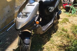 Benelli Naked Scooter
