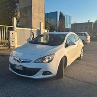 Opel Astra GTC 2013