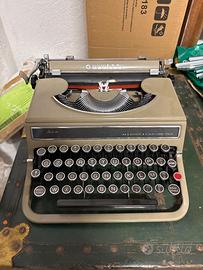 Macchina scrivere olivetti studio 42