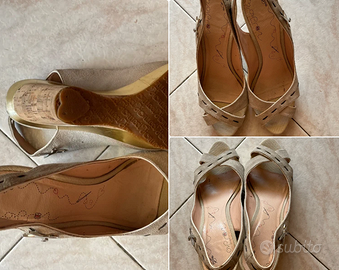 Sandali aperti con zeppa