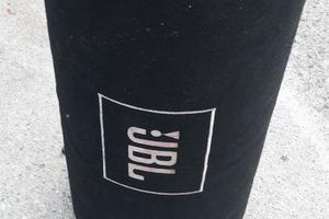 JBL Subwoofer e Amplificatore