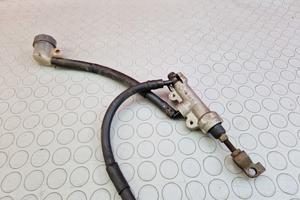 POMPA POSTERIORE HONDA CR 85 2006 2005 CR 80 2004