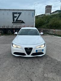 alfaromeo giulia 2016