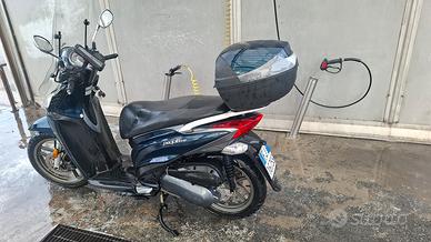 kymco people  125 one 