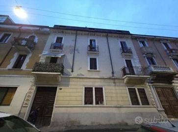 Immobile in asta di 45 m² con 2 locali e box auto 