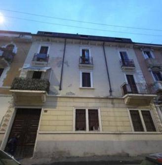 Immobile in asta di 45 m² con 2 locali e box auto 