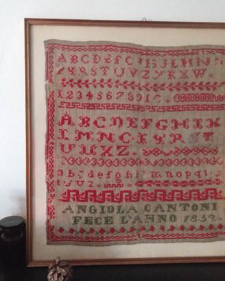 Antico imparaticcio ricamato a mano 1852 cornice