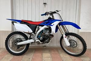 Yamaha yzf 250 2011