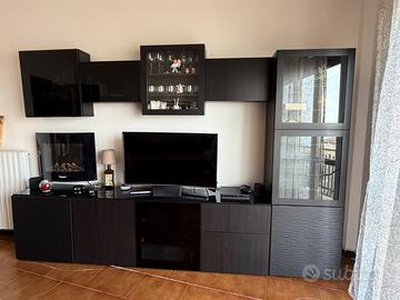 Parete attrezzata pari al nuovo ikea