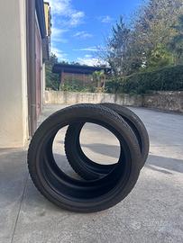 Coppia di pneumatici invernali