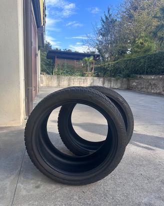 Coppia di pneumatici invernali