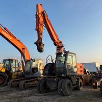 HITACHI Escavatore gommato ZX140W - 3