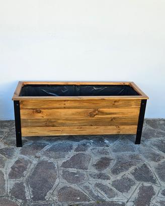 Fioriera in legno