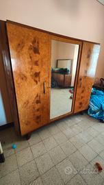 armadio, comò e testiera vintage 