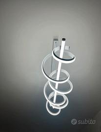 Lampadario a led a luce fredda