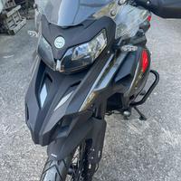 BENELLI trk 502x