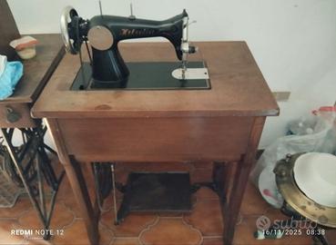 Macchine da cucire antiche