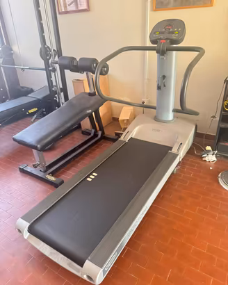 Technogym tapis roulant spazio forma