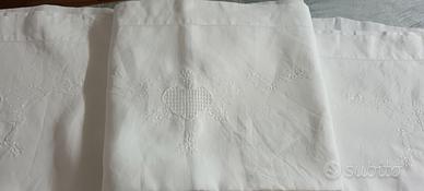 Lenzuolo Ricamato in Lino