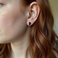 Orecchini a lobo Oro bianco 750‰ 18Kt Granato