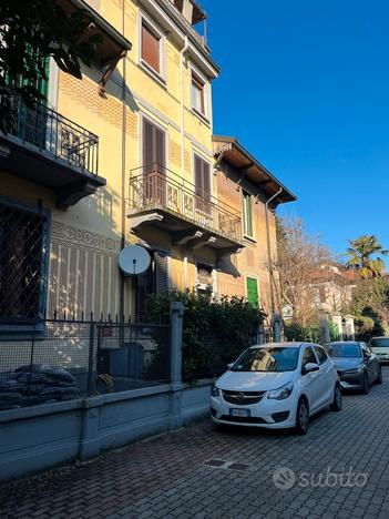 Melchiore Gioia /Sondrio due piani Metro gialla