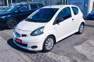 Toyota Aygo 1.0 12V VVT-i 3 porte Now Connect