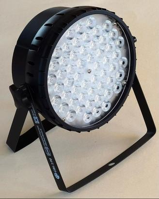 Set 4x Fari Par LED BETOPPER LPC010N 200W RGBW DMX