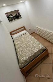 Regal letto singolo in legno