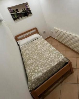 Regal letto singolo in legno